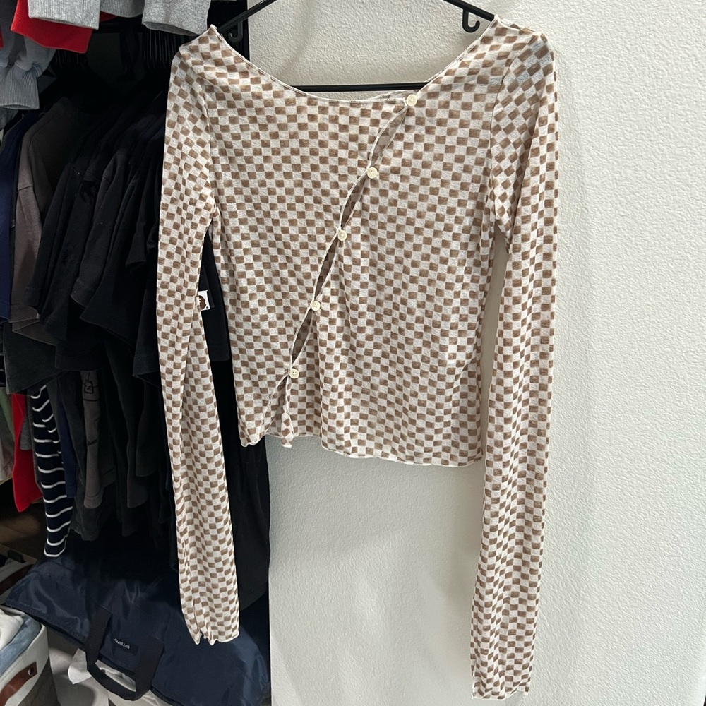 Long sleeve button top NWT